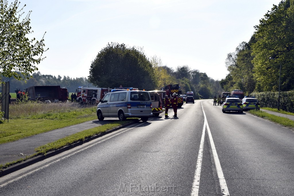 Schwerer VU LKW Zug Bergheim Kenten Koelnerstr P073.JPG - Miklos Laubert